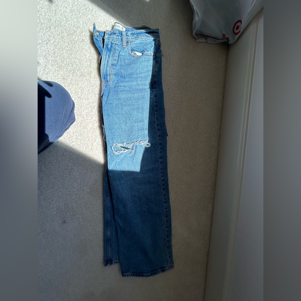 Abercrombie high rise relaxed jeans